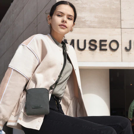 Travelon Anti-Theft Metro Mini Crossbody Bag - Black - Image 5