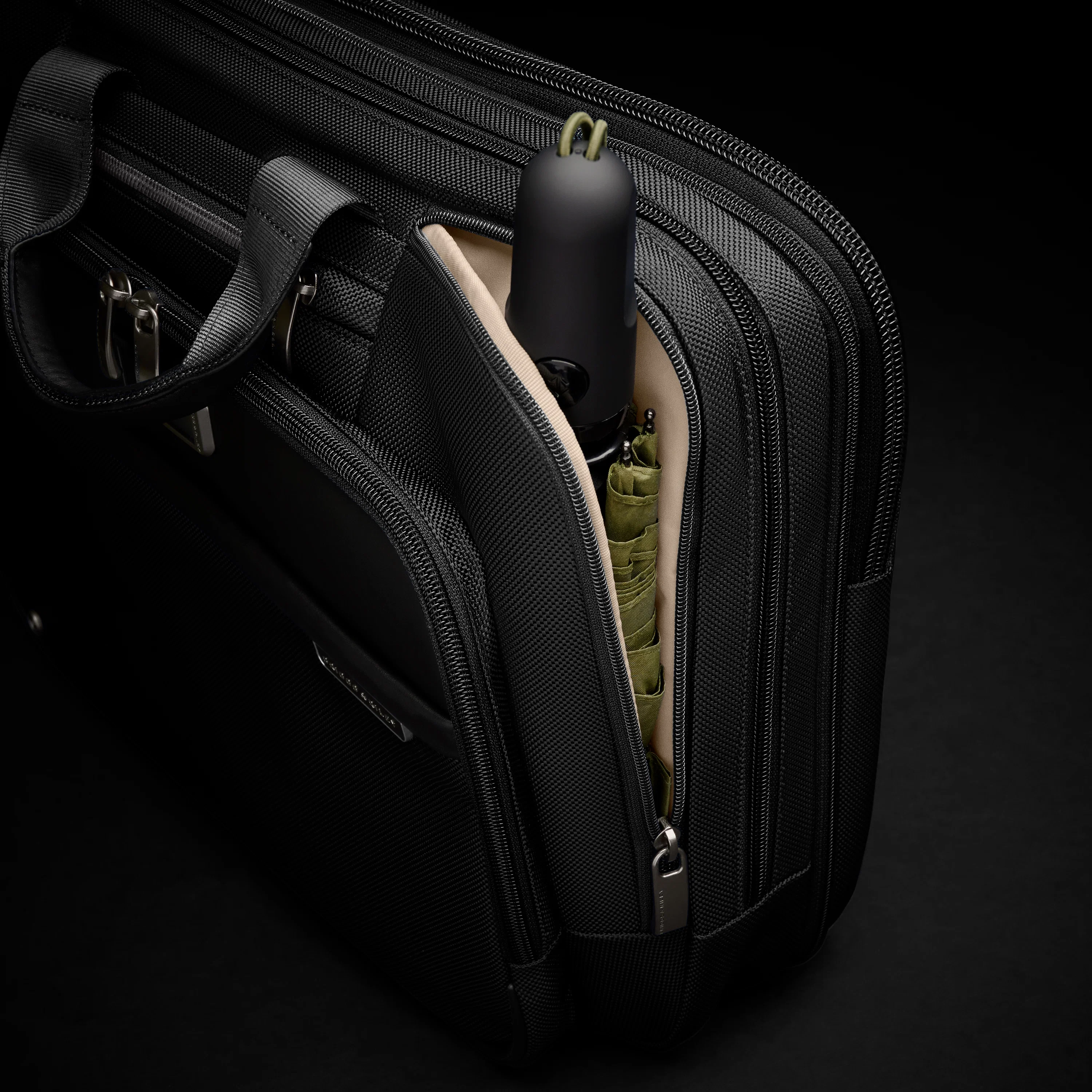 Briggs & Riley @Work Medium Expandable Brief - Black - Image 9