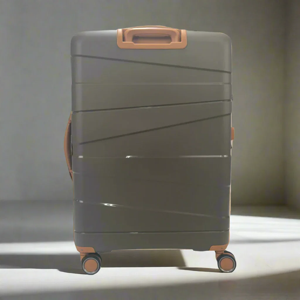 Lieber's Luggage Legacy Expandable 28" Hardside Spinner - Mocha - Image 7