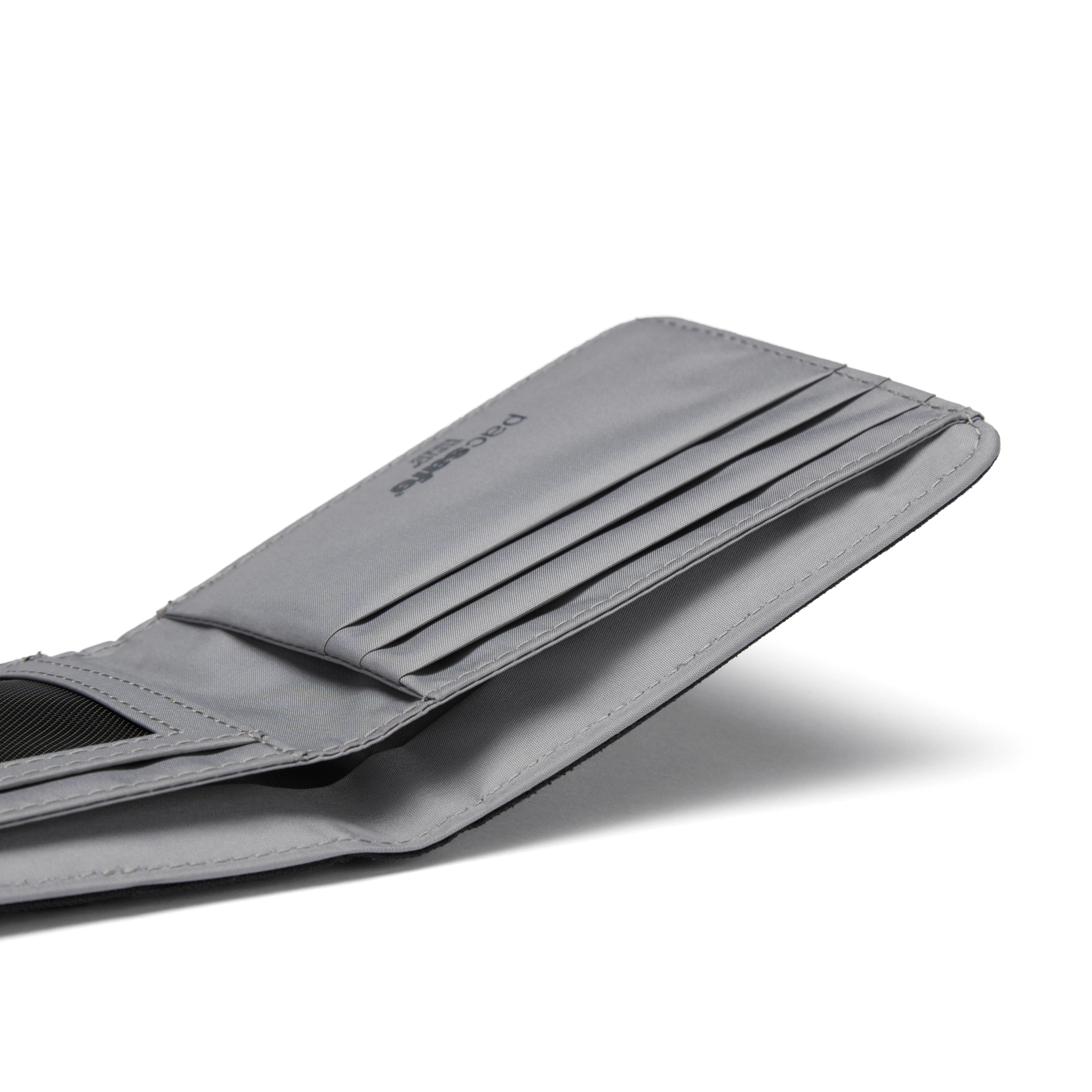 Pacsafe RFID Blocking Bifold Wallet -  Black - Image 9