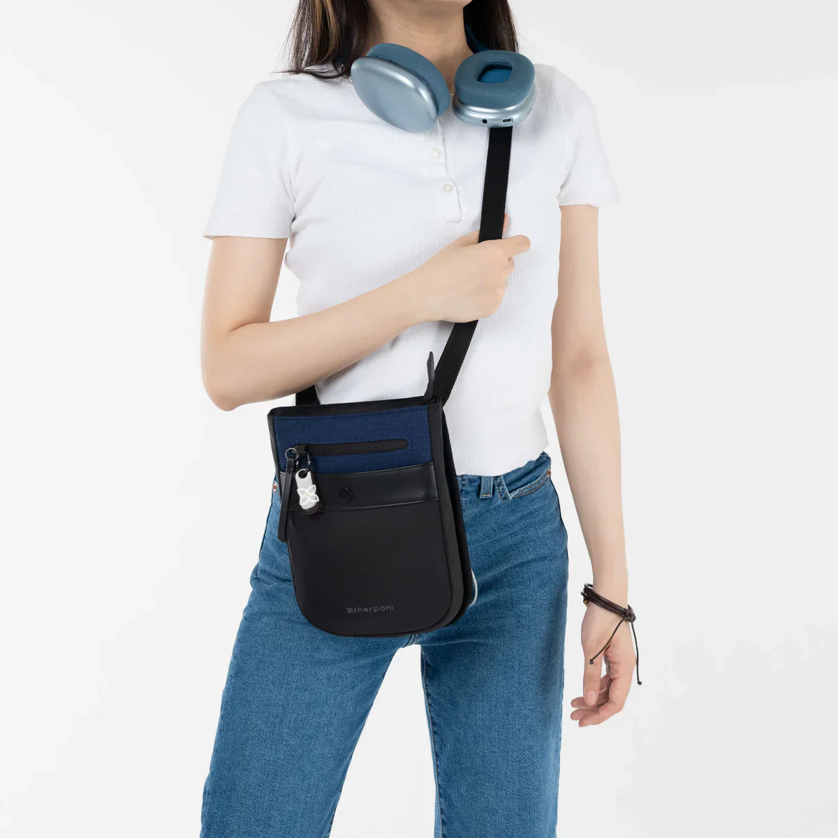 Sherpani Anti-theft  Prima Crossbody Bag - Indigo - Image 5