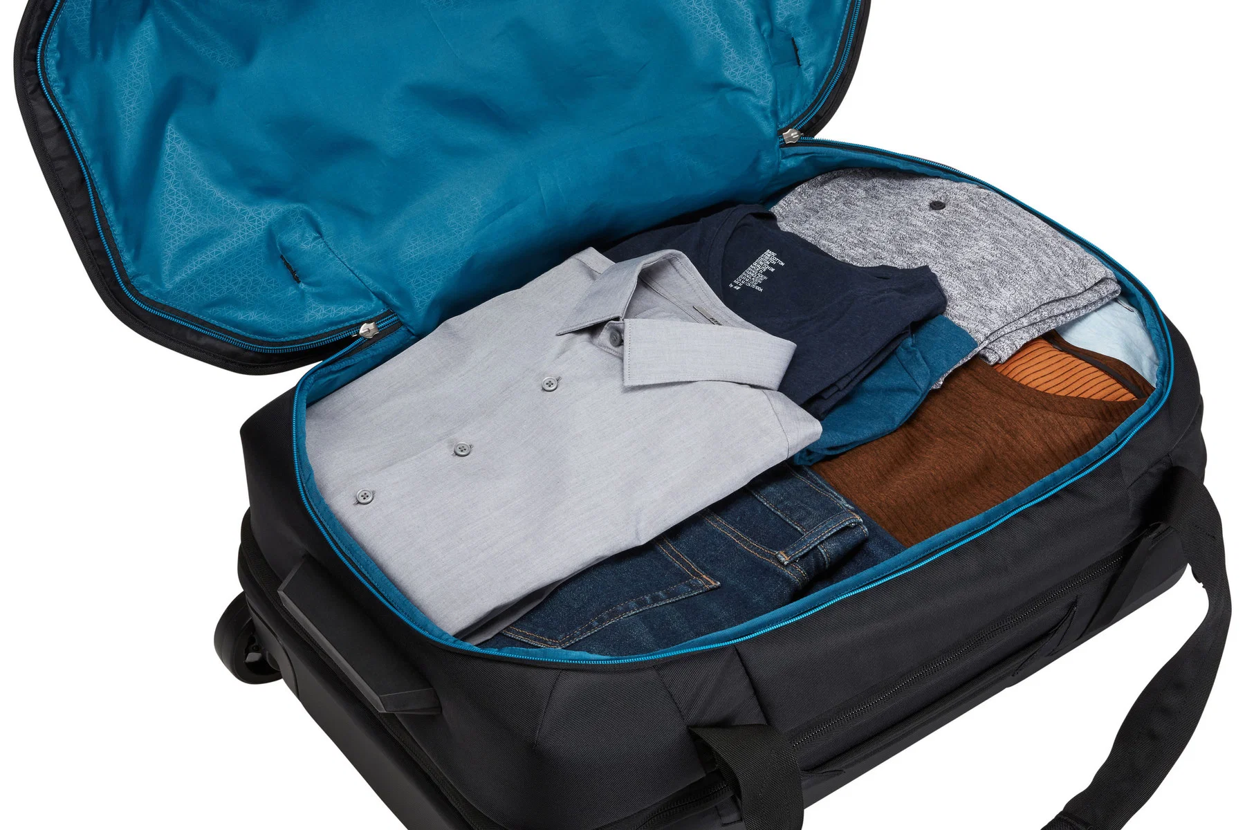 Thule Subterra Wheeled Duffel 70cm/28"  - Black - Image 6