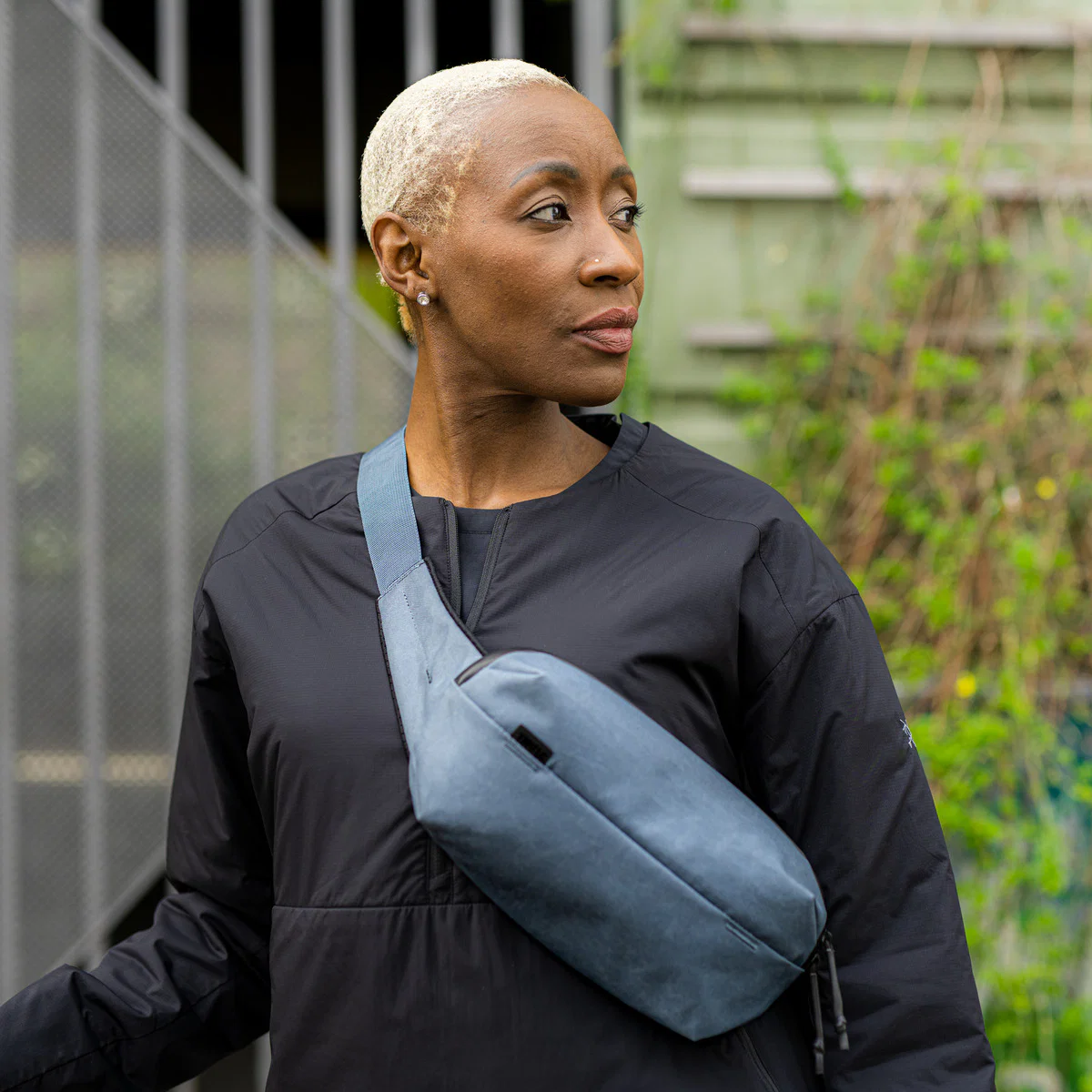 Thule Aion Sling Bag - Dark Slate - Image 12