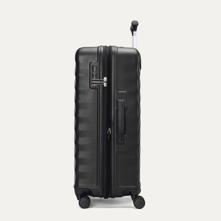 Travelpro Maxlite Air V2 Medium Check-In Hardside Spinner - Black - Image 3